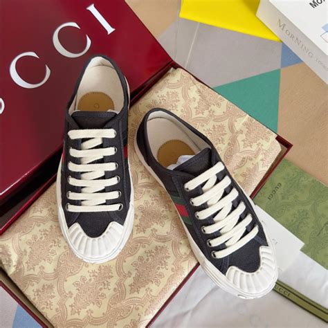 siti cinesi repliche gucci